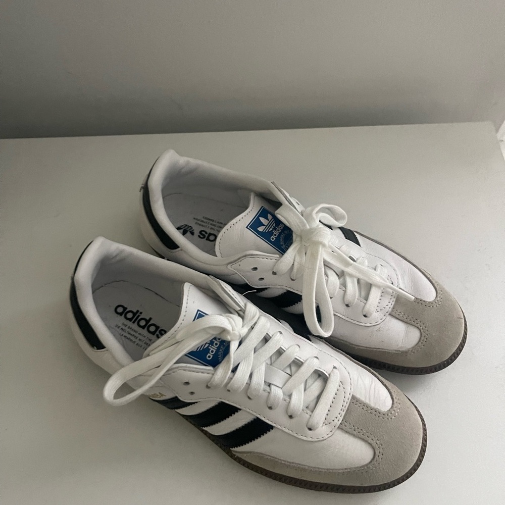 Adidas sambas